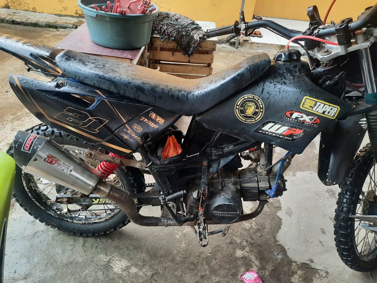 Gambar1